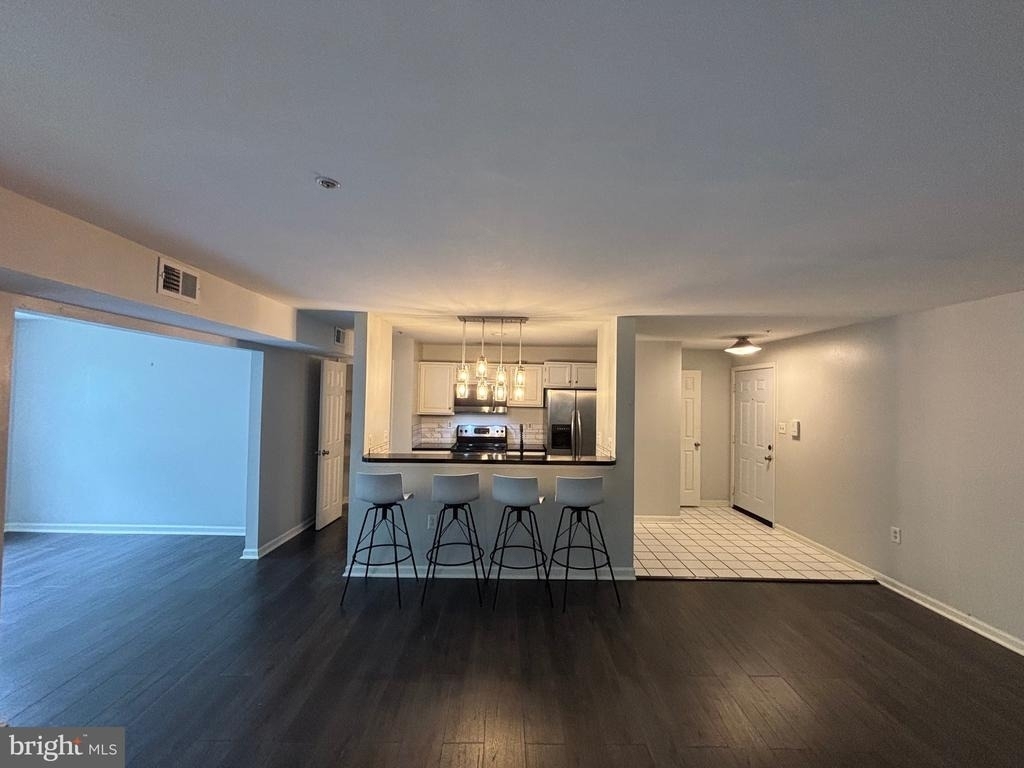 9704 Lake Pointe - Photo 5
