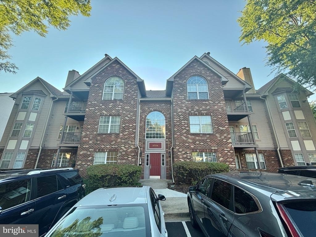 9704 Lake Pointe - Photo 0