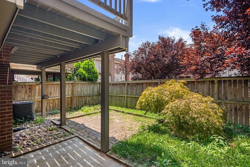10 Loganwood Court - Photo 38