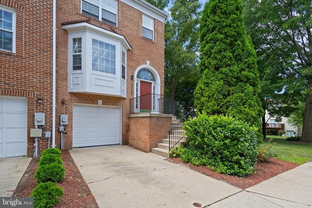 18506 Carriage Walk Circle - Photo 1