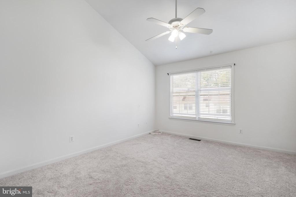18506 Carriage Walk Circle - Photo 32