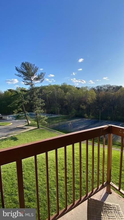 18728 Walkers Choice Road - Photo 10
