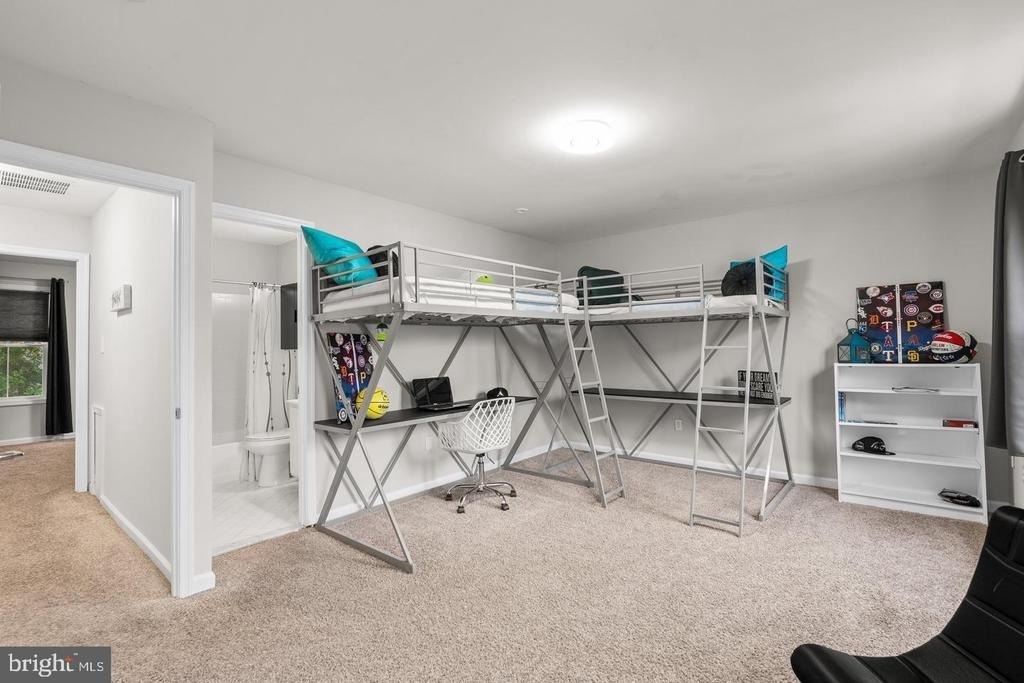 18005 Sunset Lake Court - Photo 22