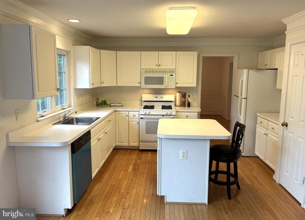 12923 Creamery Hill Drive - Photo 10