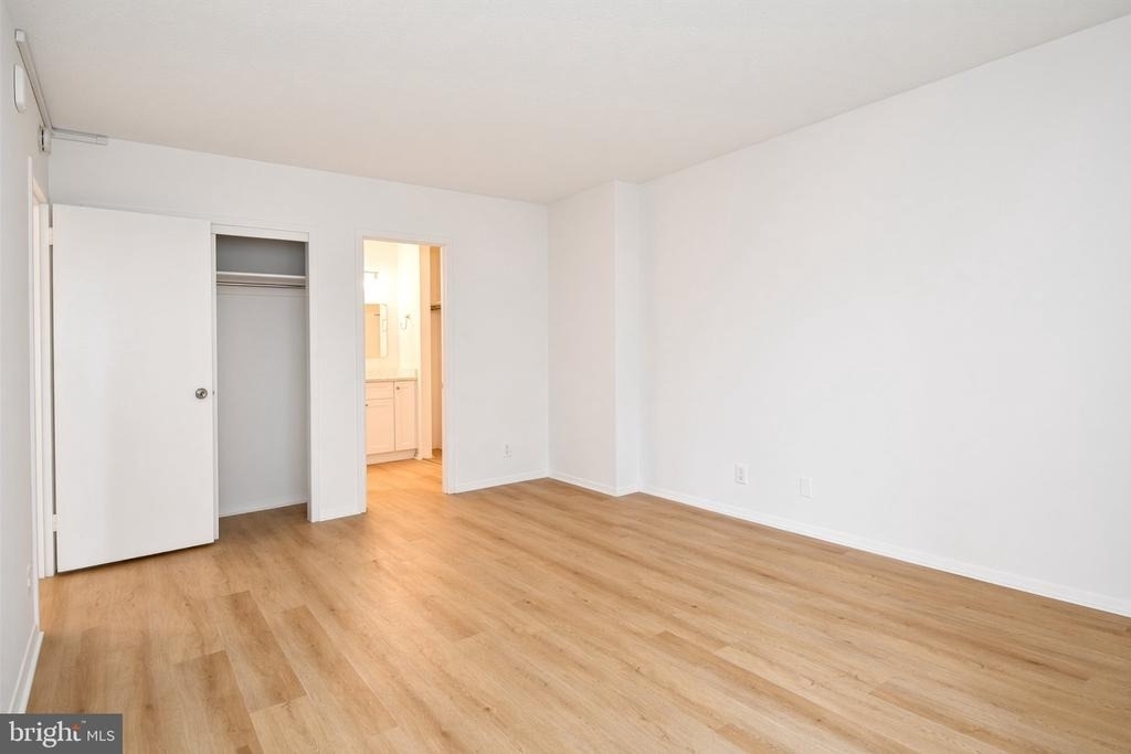 5500 Friendship Boulevard - Photo 29