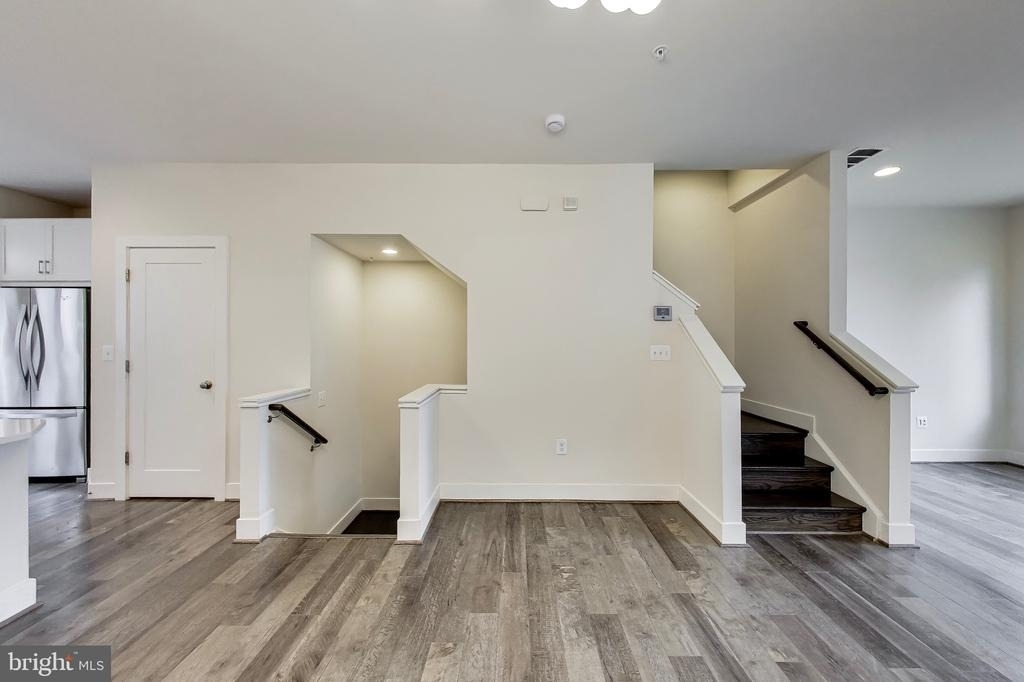 16616 Crabbs Branch Way - Photo 6