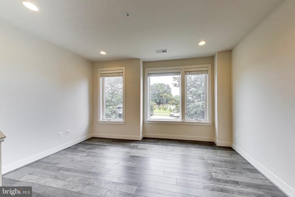 16616 Crabbs Branch Way - Photo 7