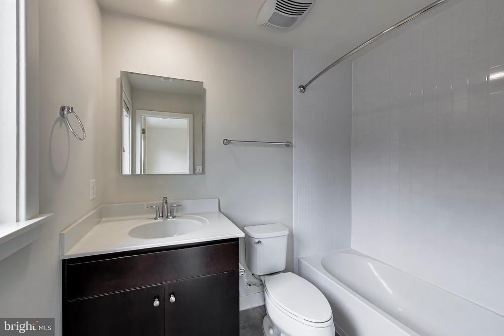 16616 Crabbs Branch Way - Photo 30