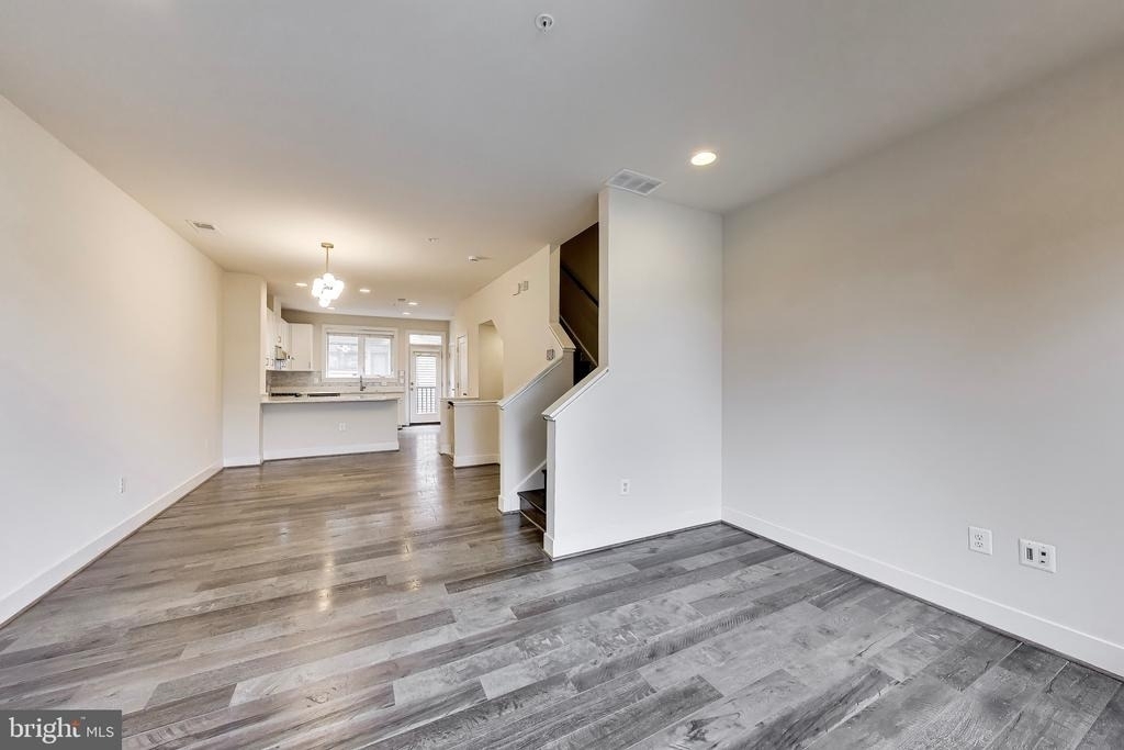 16616 Crabbs Branch Way - Photo 5