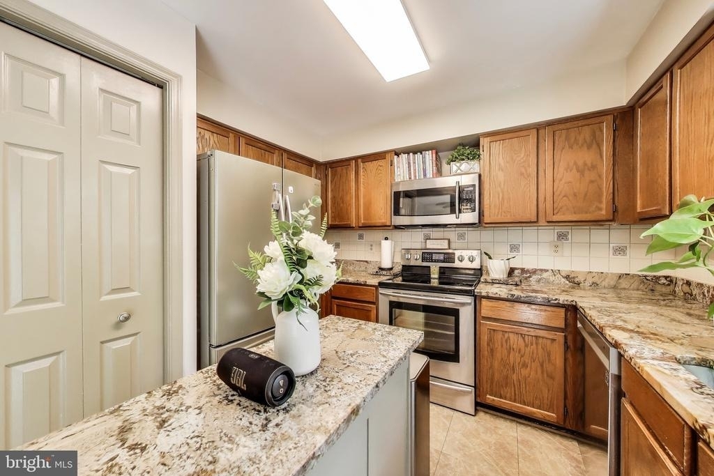 13630 Cedar Creek Lane - Photo 7