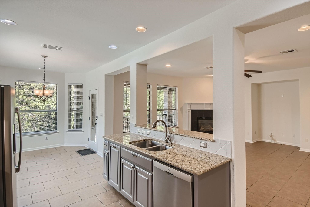 12609 Calistoga Way - Photo 10