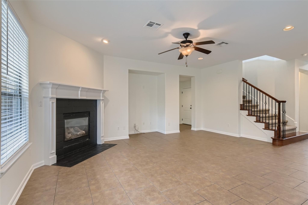 12609 Calistoga Way - Photo 6