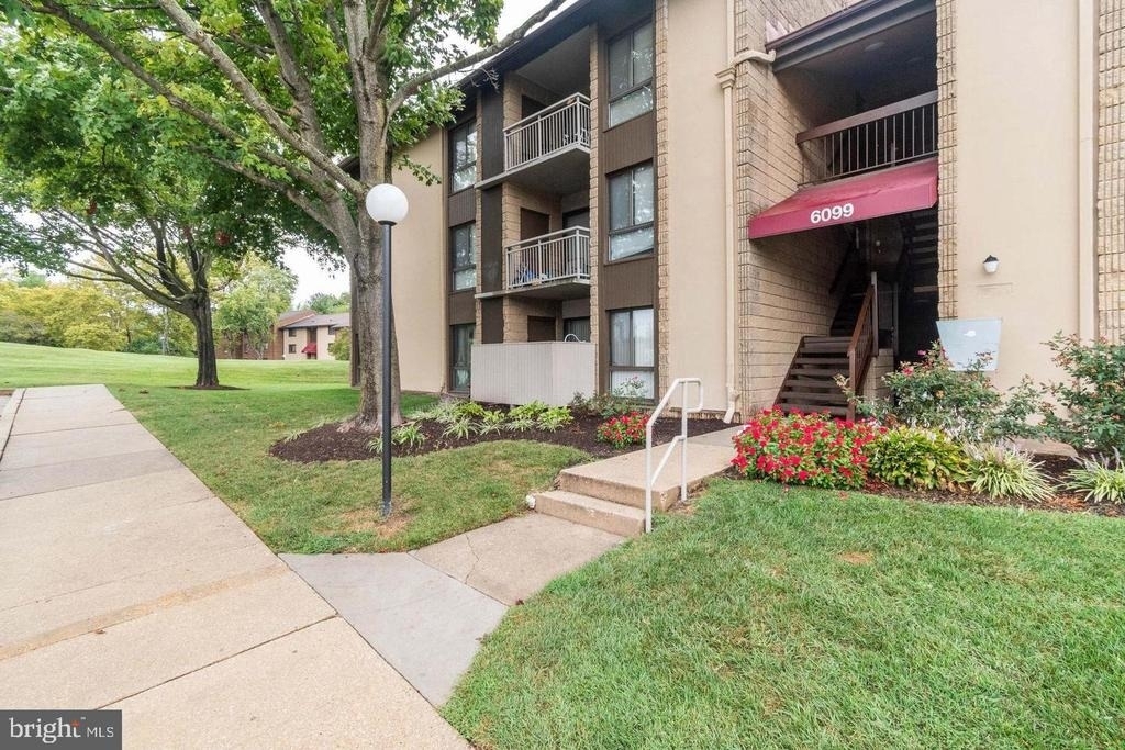 6099 Majors Lane - Photo 1