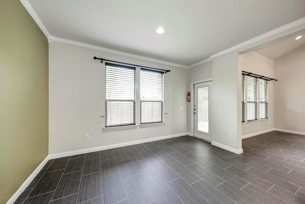 10617 Portico Ln - Photo 6