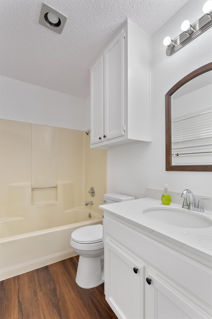12900 Hymeadow Dr - Photo 12