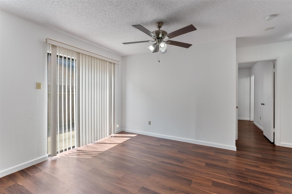 12900 Hymeadow Dr - Photo 5