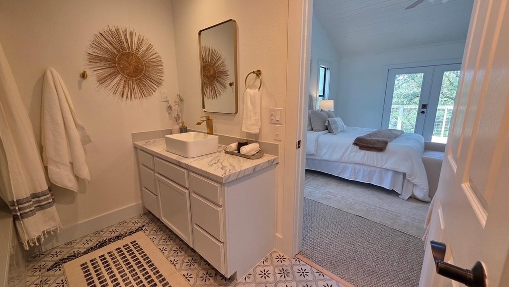 2802 De Soto Dr - Photo 18