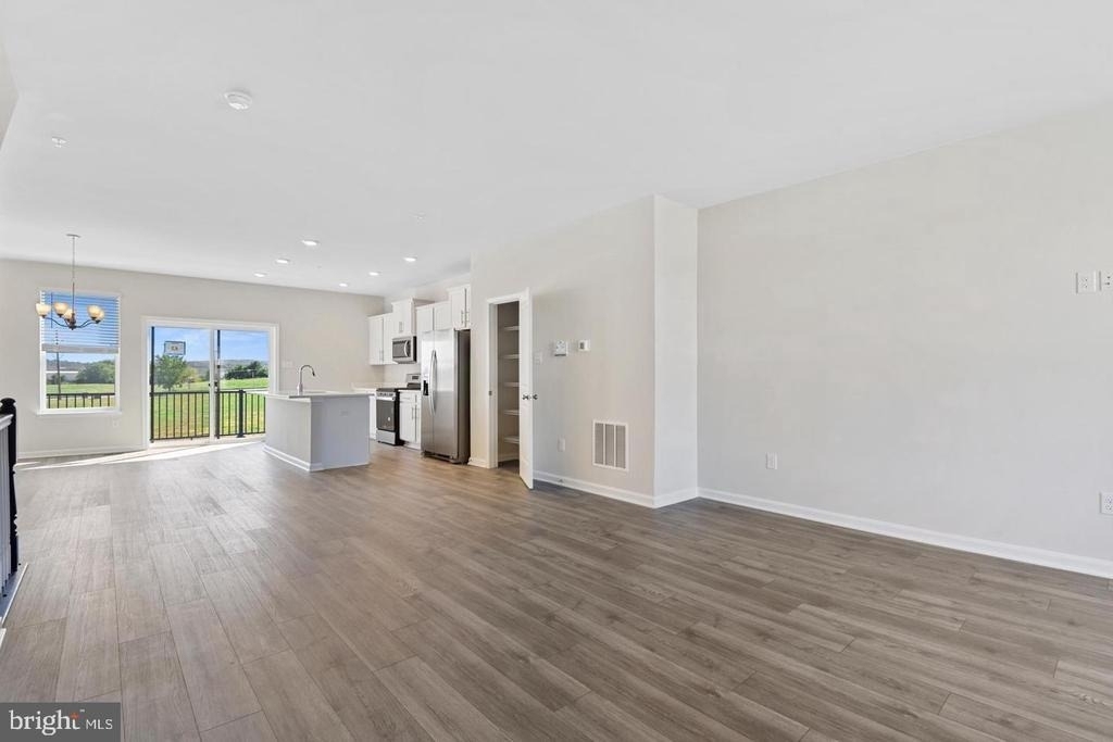 418 Carroll Walk Ave - Photo 4