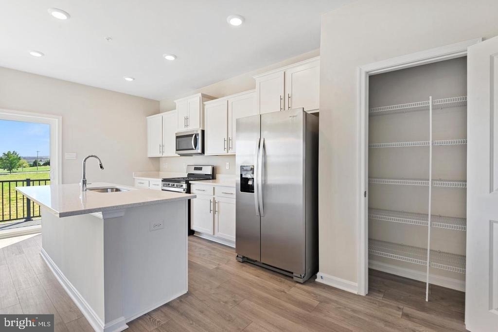 418 Carroll Walk Ave - Photo 7