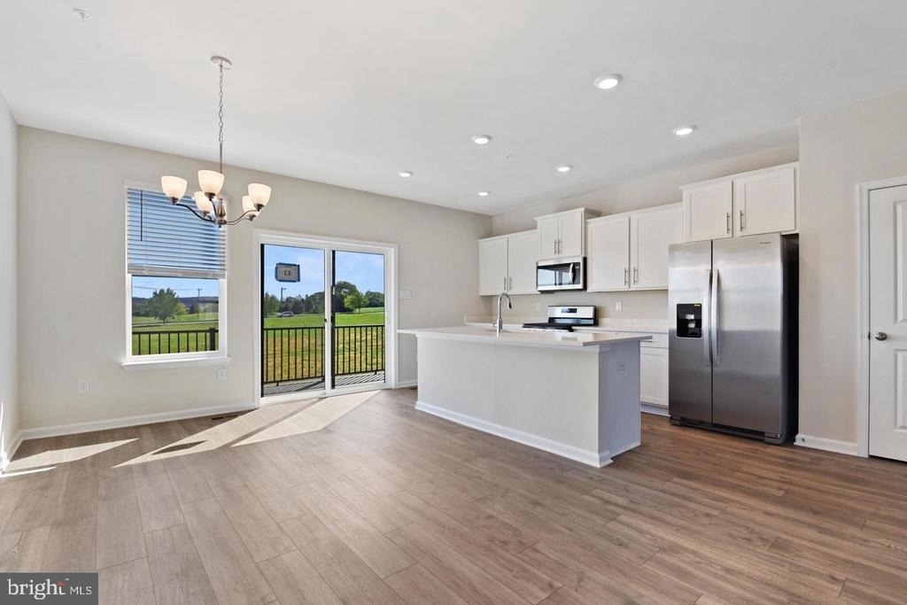 418 Carroll Walk Ave - Photo 5