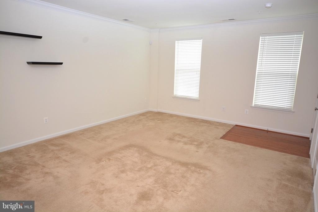 5942 Leben Drive - Photo 9