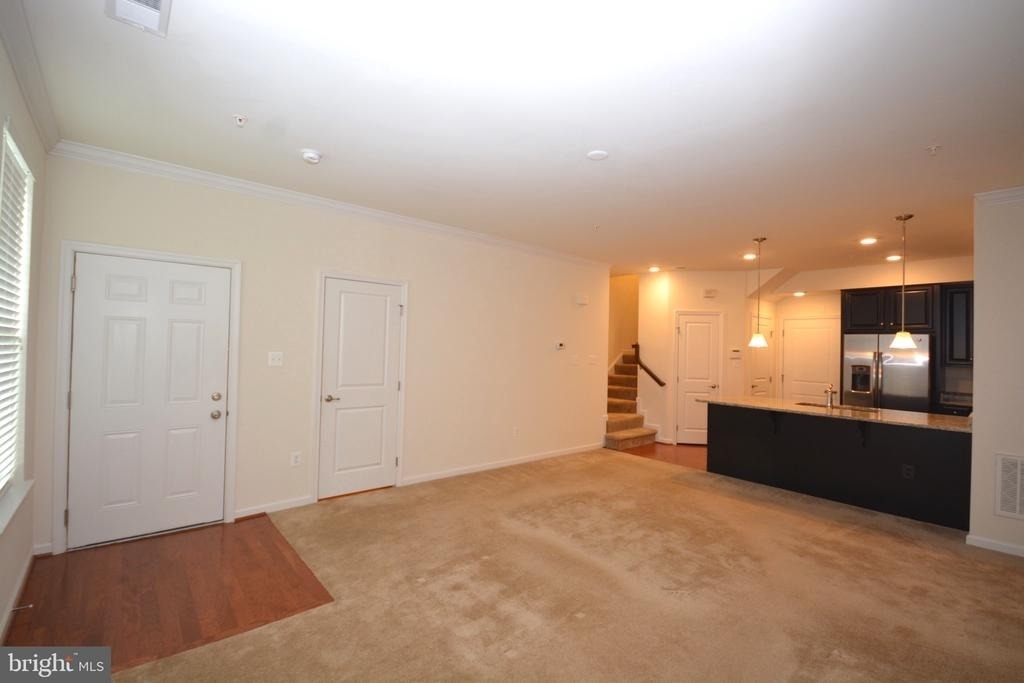 5942 Leben Drive - Photo 7