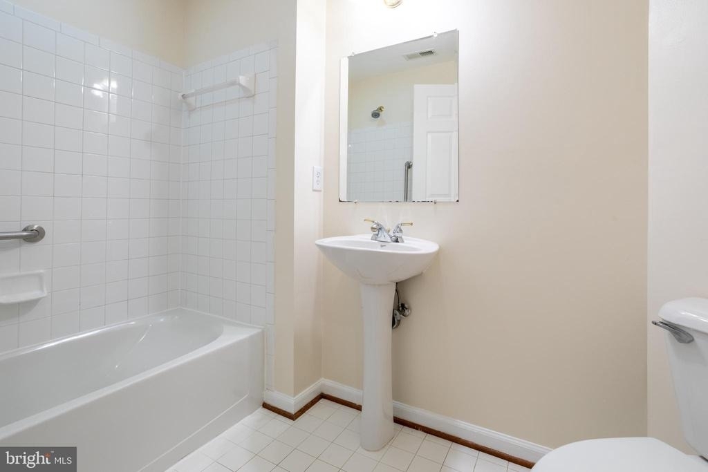9314 Penrose Street - Photo 31