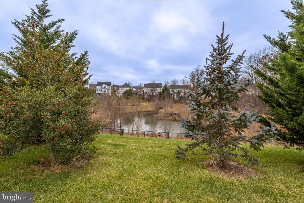 9314 Penrose Street - Photo 34