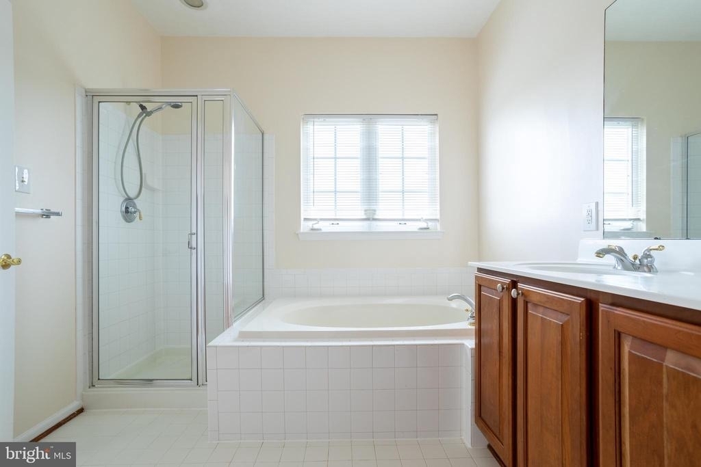 9314 Penrose Street - Photo 18