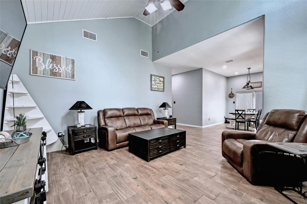 3012 Rochelle Dr - Photo 5