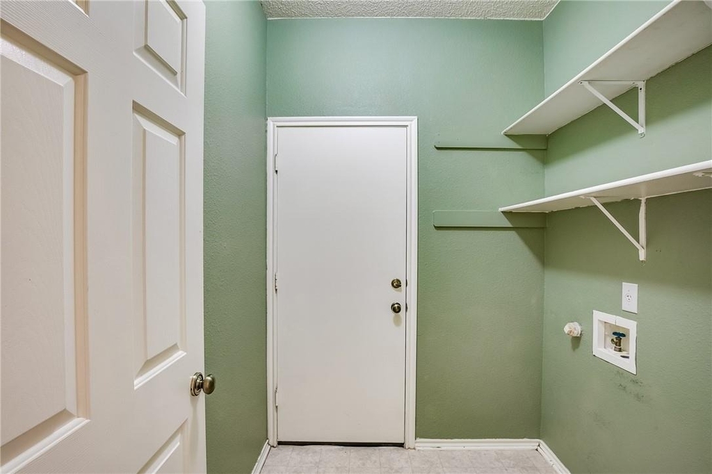 1706 Chino Cv - Photo 22