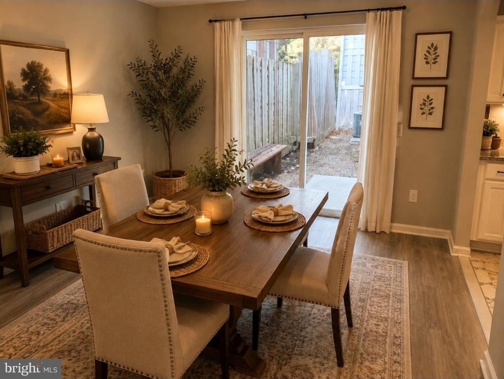 2561 Robinson Place - Photo 9