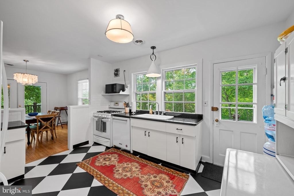 545 Swaggers Point Road - Photo 12
