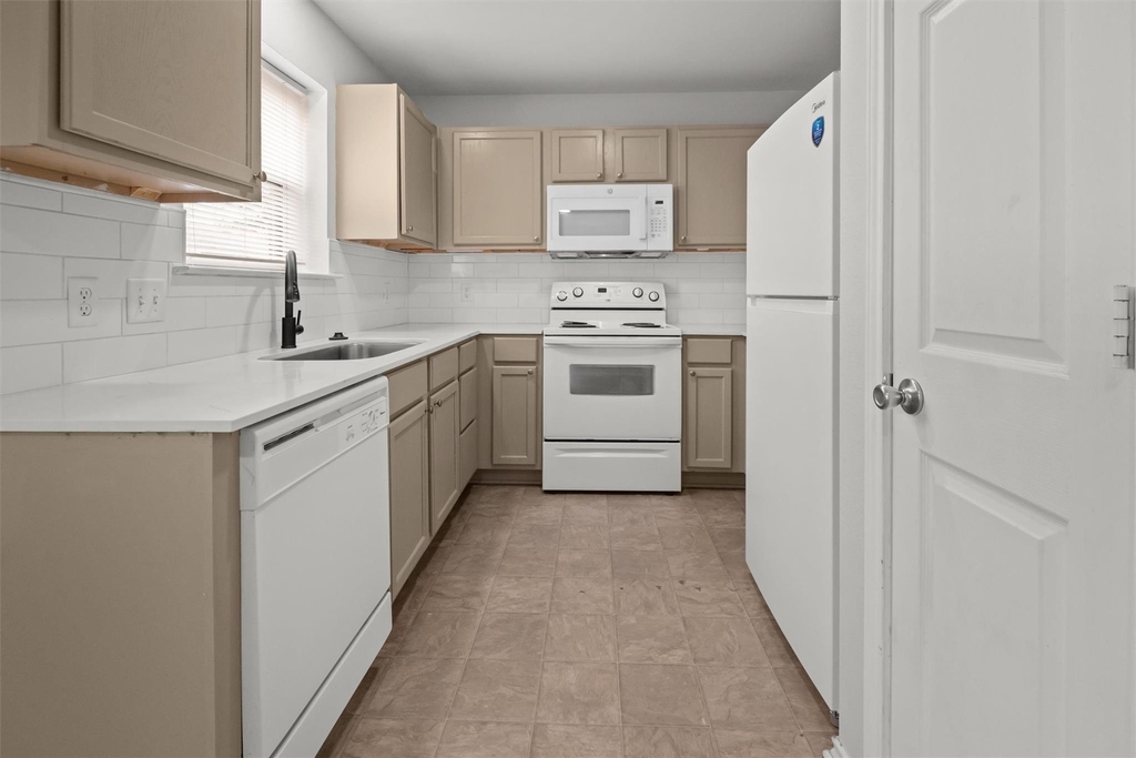 17416 Fm 2493 - Photo 7