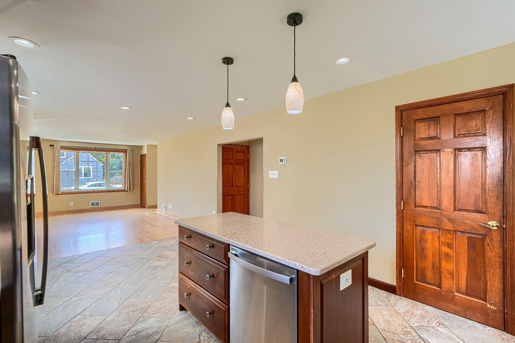4118 Slater Avenue - Photo 3