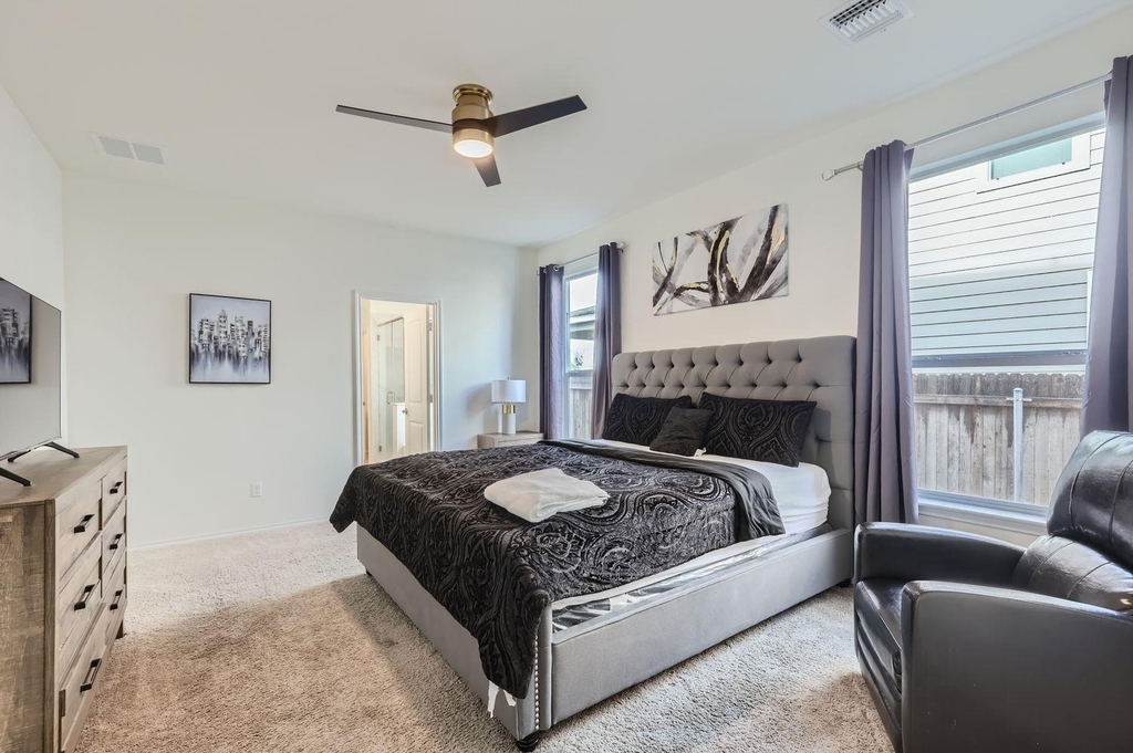 2110 Goji Ln - Photo 12