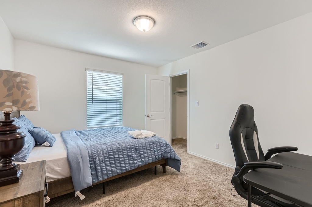 2110 Goji Ln - Photo 21