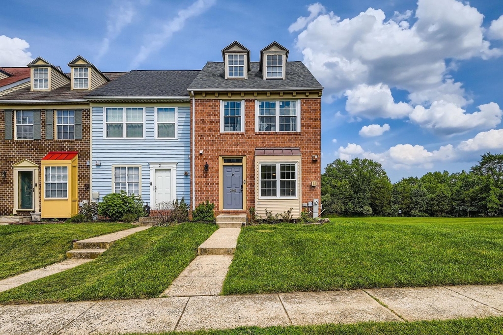 2401 Kevsway Court - Photo 0