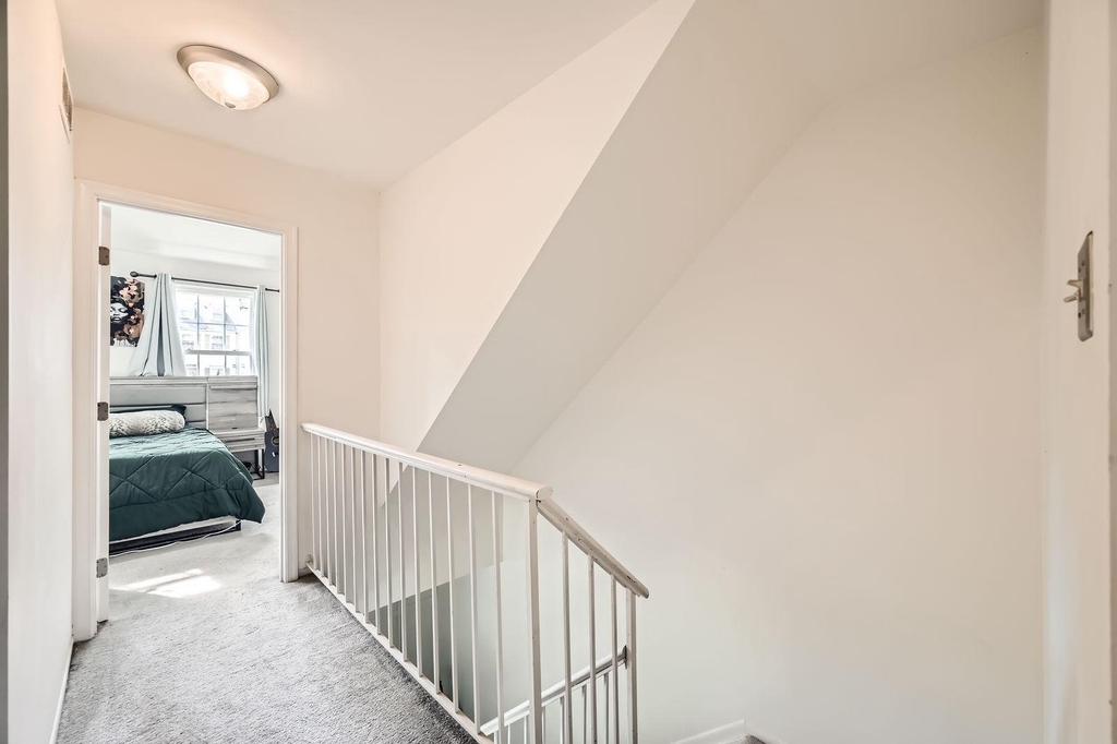 2401 Kevsway Court - Photo 9