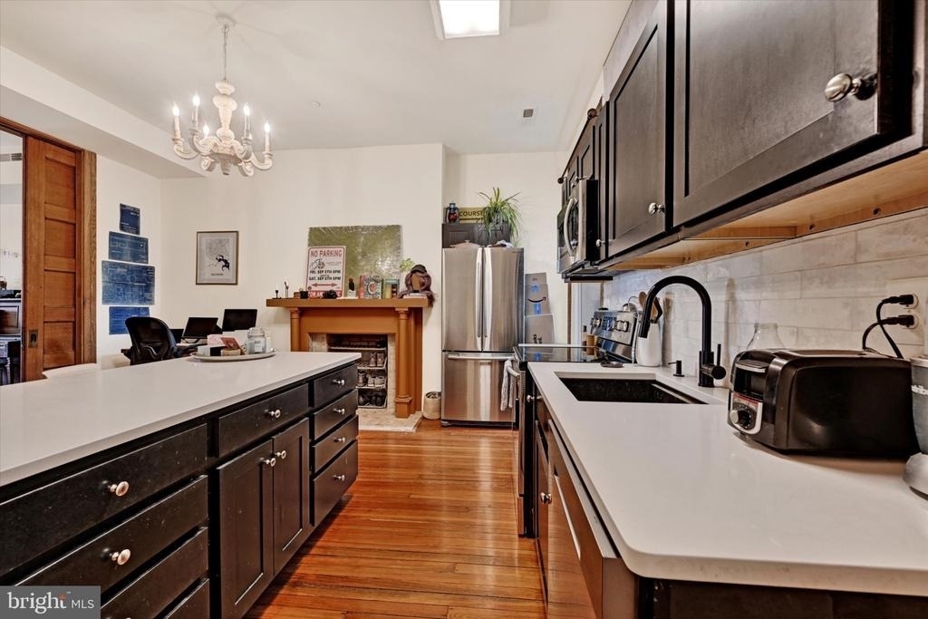 1625 Saint Paul Street - Photo 11