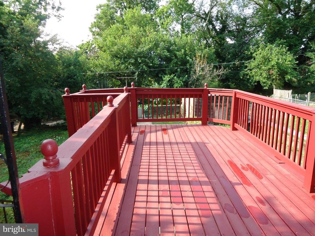 2807 Clifton Avenue - Photo 30