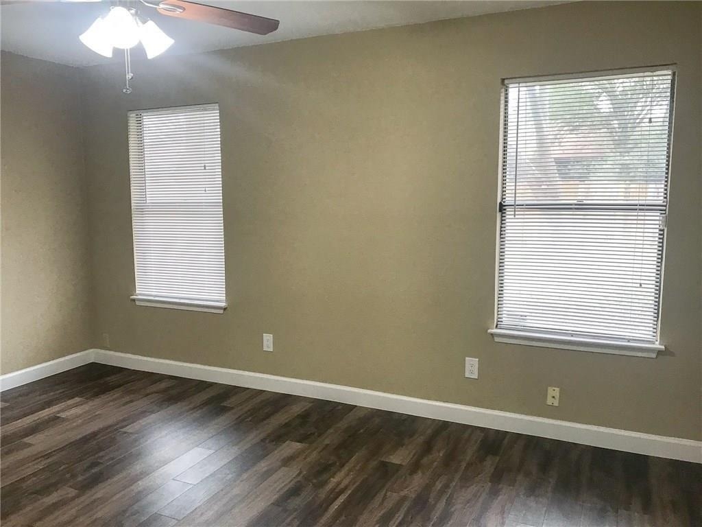 10511 Robinwood Cir - Photo 15