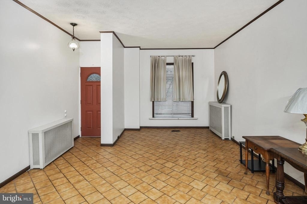 22 S Highland Avenue - Photo 4