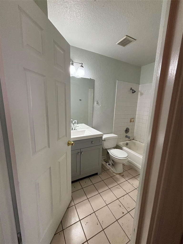 8616 Devine Ln - Photo 10