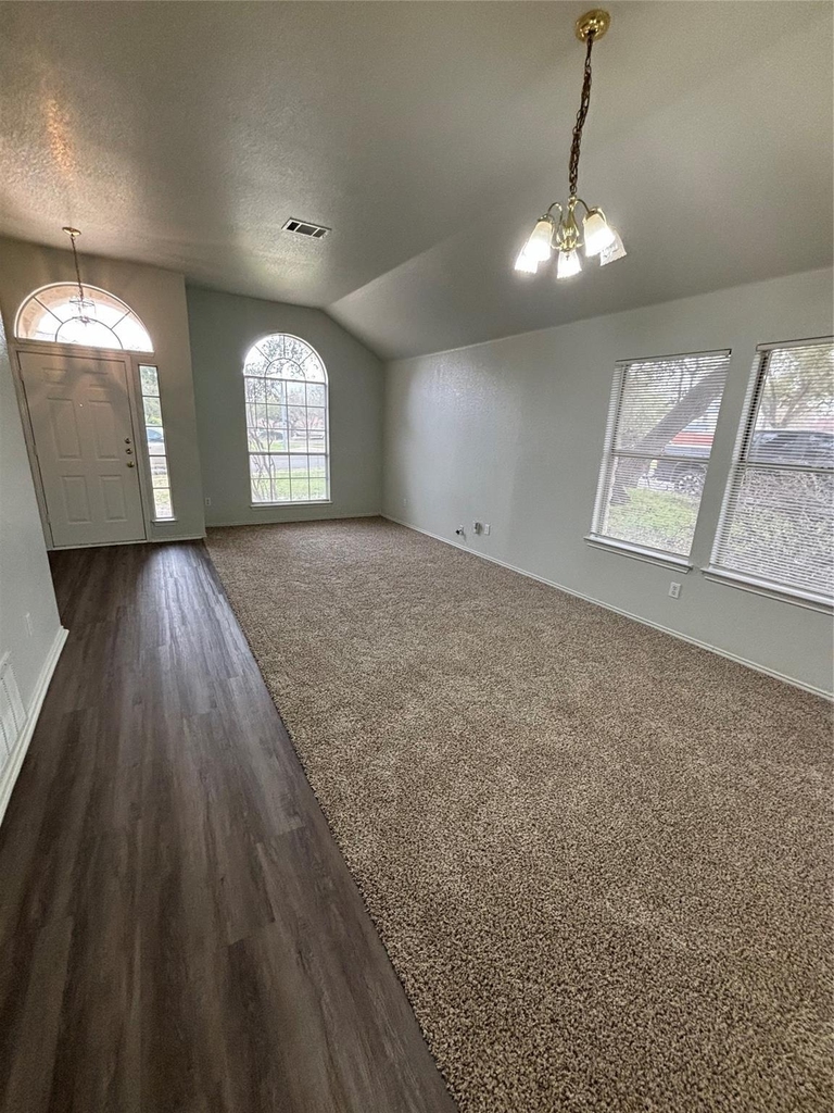 8616 Devine Ln - Photo 2