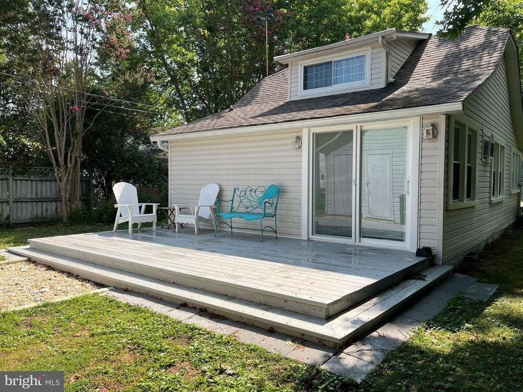 6002 Melbourne Avenue - Photo 2