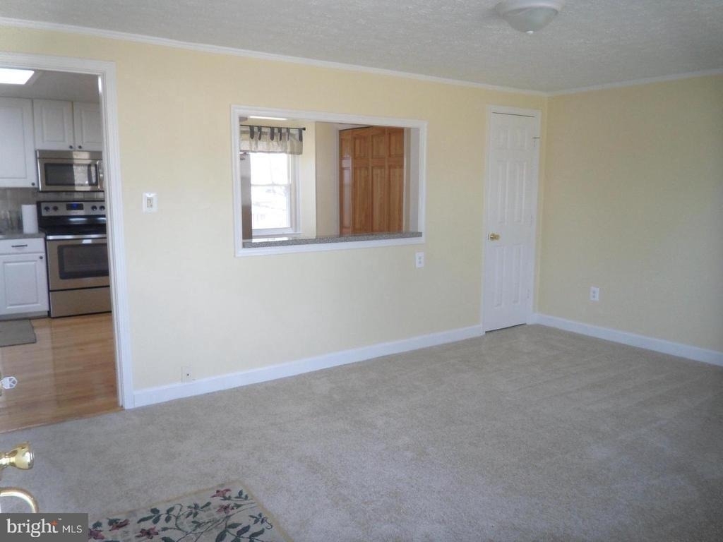 621 Alabama Avenue - Photo 1
