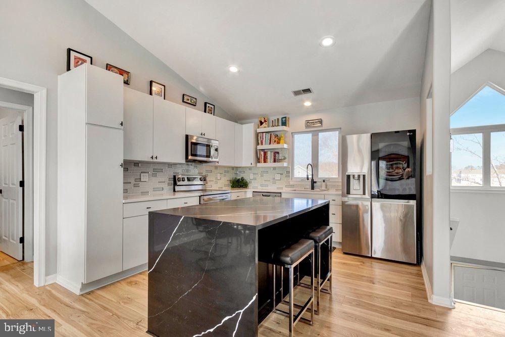 297 Lakeside Drive - Photo 4