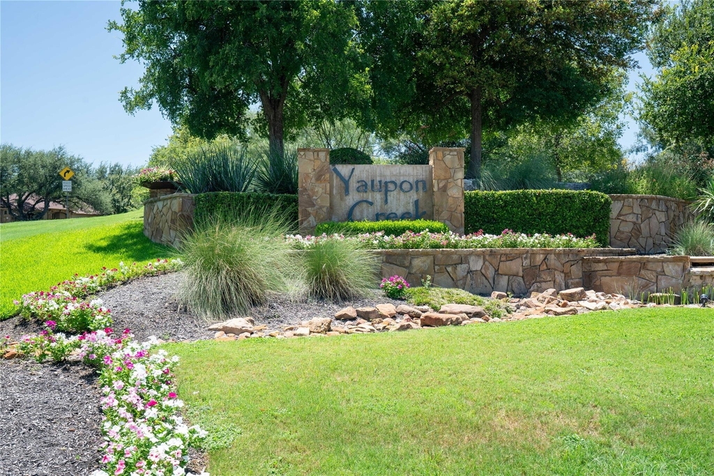 210 Rivulet Ln - Photo 0