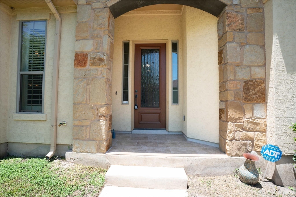 210 Rivulet Ln - Photo 2